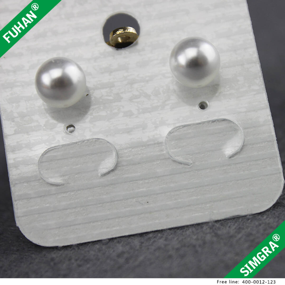 Pearl Stud Earring