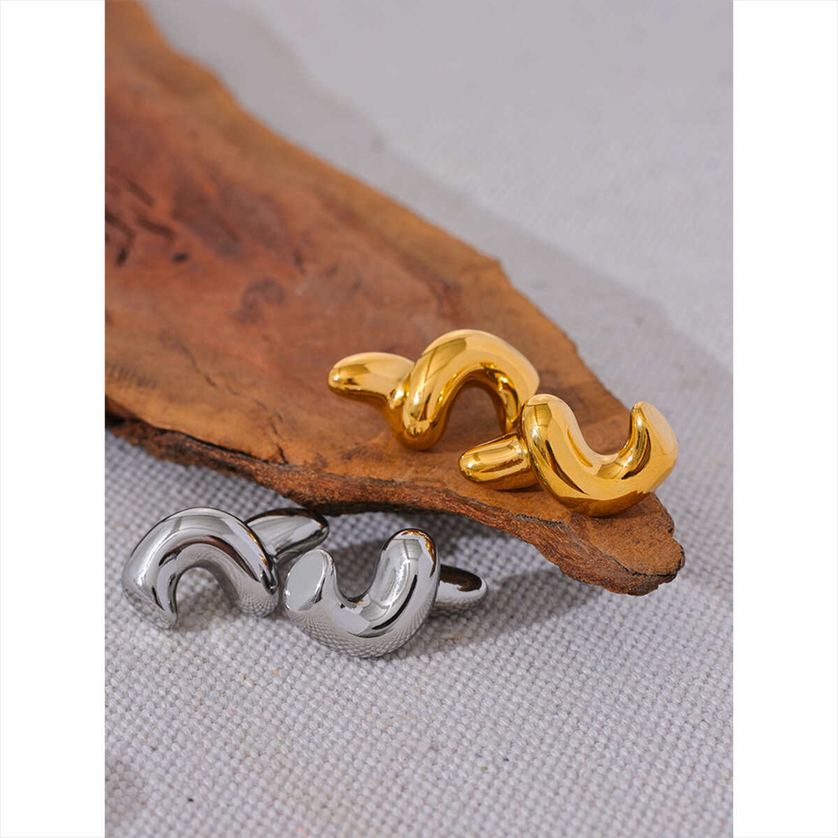 Radiant Twister Tops