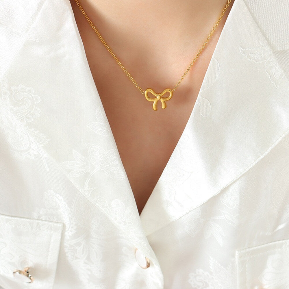 Aesthetic Bow Necklace